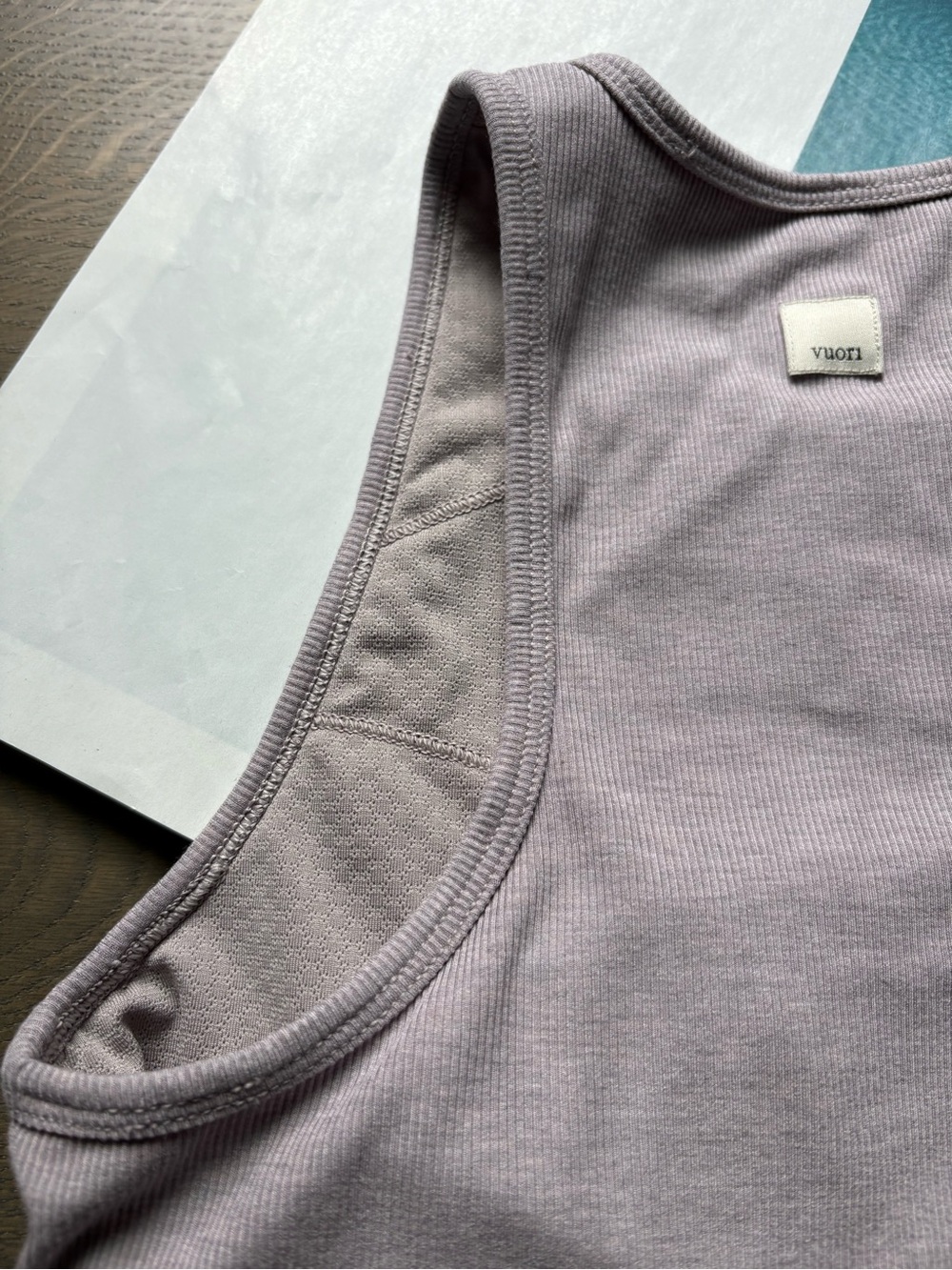 Vuori Pose Plyo Built-In Bra Cropped Tank Top Soft Rib Knit In Chia Size S - Picture 11 of 14